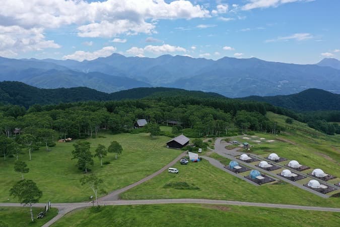 群馬「SORAに包まれる山頂グランピング&キャンプ」予約受付中