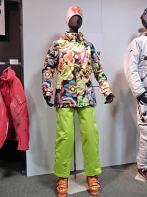 2011-12NEW MODELウエア展示会／デサント - 画像3