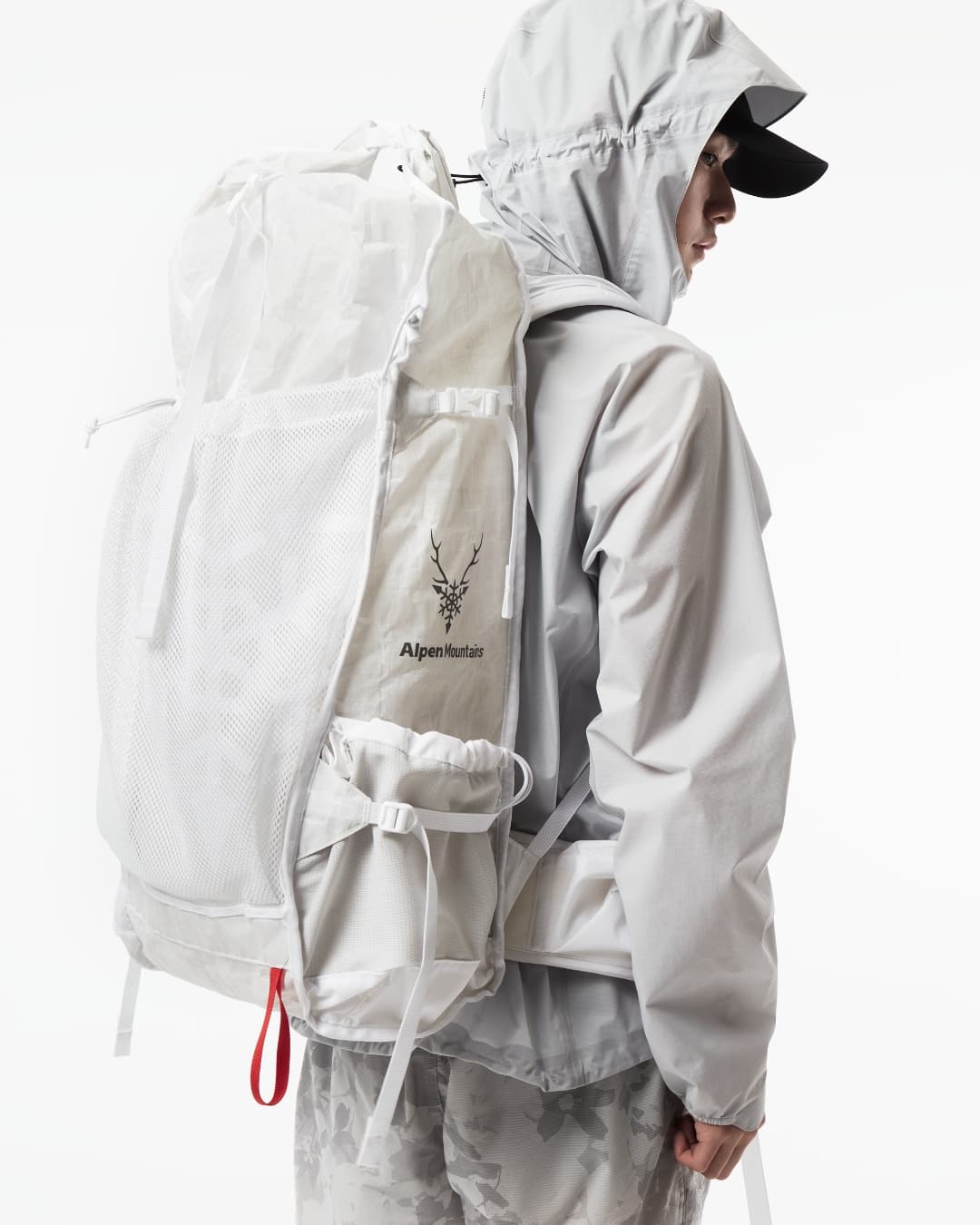 アルペンが日本の「縦走」に特化した新ブランド「Alpen Mountains」始動。限定100点の超軽量バッグも