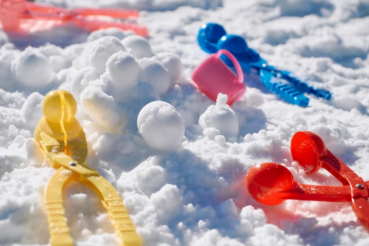 長野県・軽井沢プリンスホテルスキー場、真夏でも雪あそびが楽しめる「カルプリ スノーランド」オープン