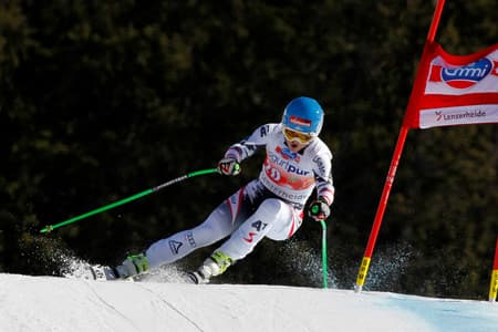 女子ダウンヒル最終戦でゲルグルが2位 種目別チャンピオン、ホッフル・リーシュは怪我でシーズン終了