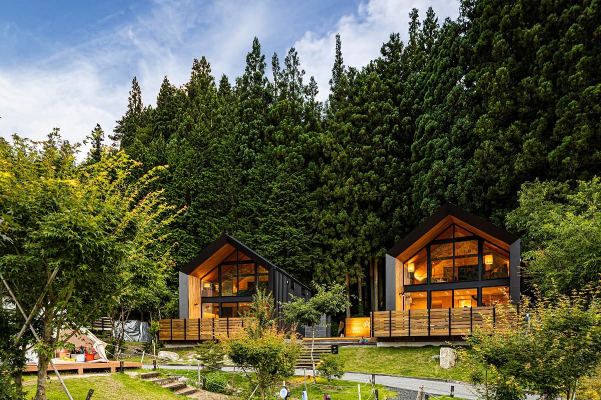 長野県・日本一の星空を満喫する阿智村のグランピング施設「mökki STARDUST GLAMPING achi village」に、スイートヴィラ＆プレミアムBBQが新登場
