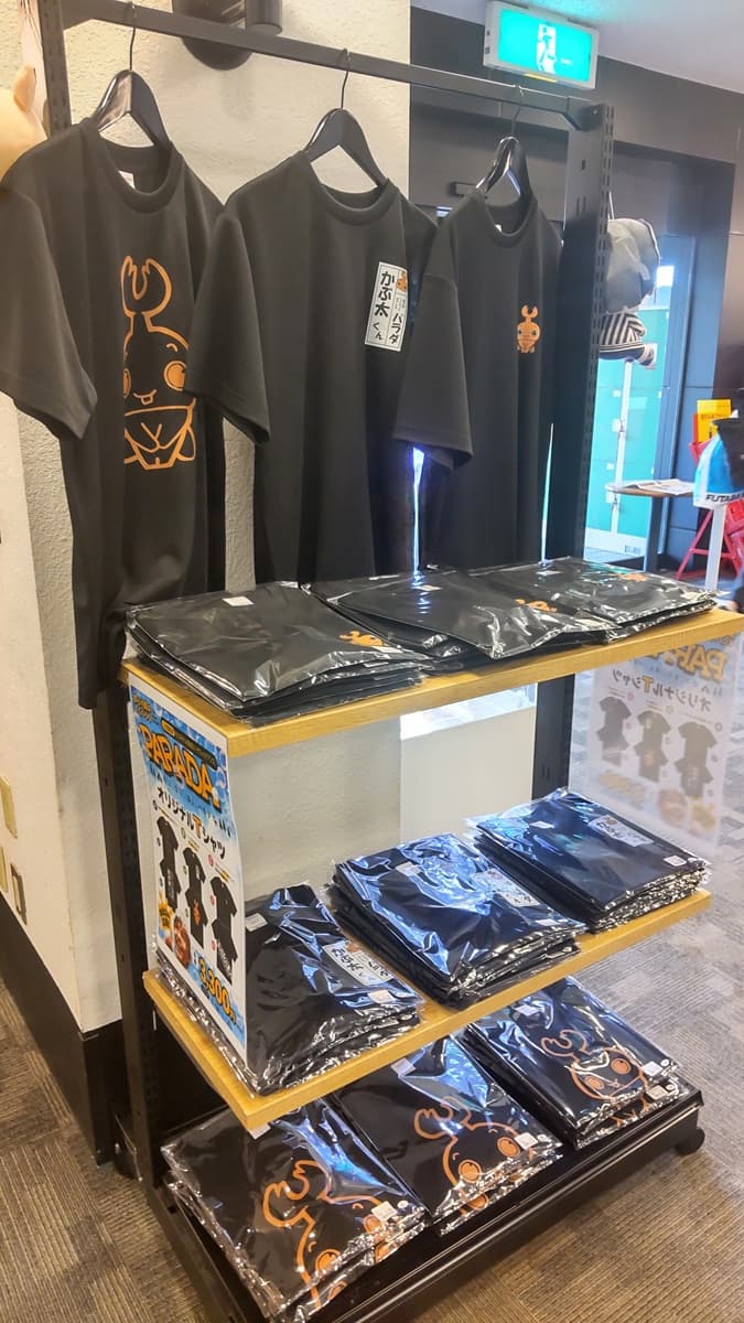 長野県・佐久平ハイウェイオアシス「パラダ」限定オリジナルTシャツを発売