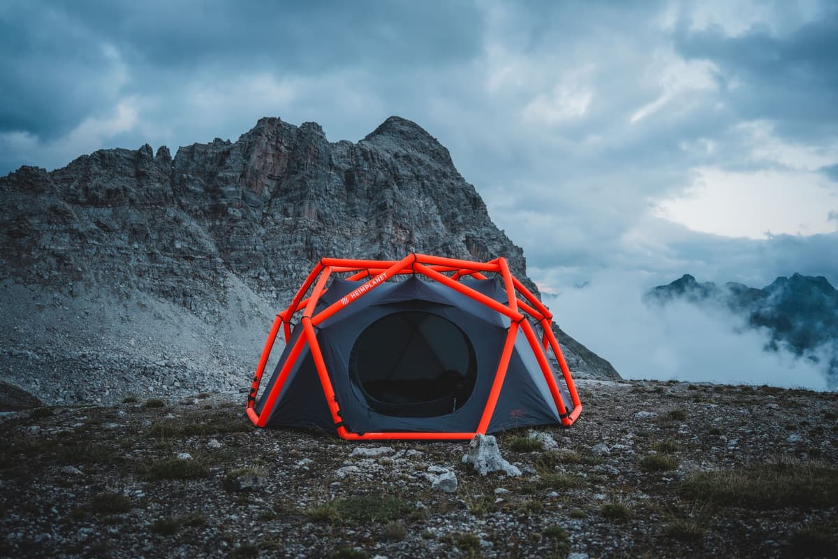 HEIMPLANET「THE CAVE XL」にDARK MATTERエディション登場。4シーズン対応モデルを9月17日発売