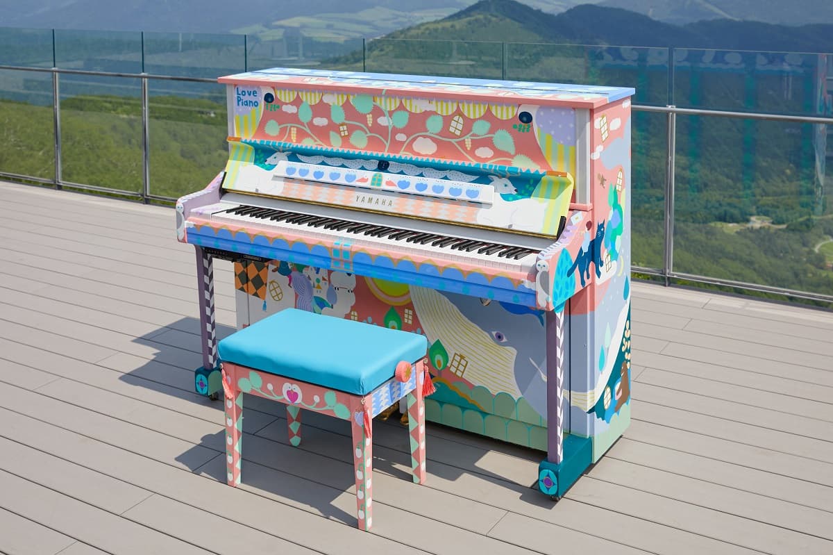 星野リゾート トマムで絶景を眺めながら、音楽の秋を楽しむ！雲海テラスにストリートピアノ「LovePiano」を期間限定で設置