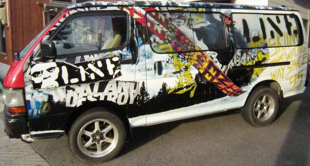 LINE CAR 誕生！