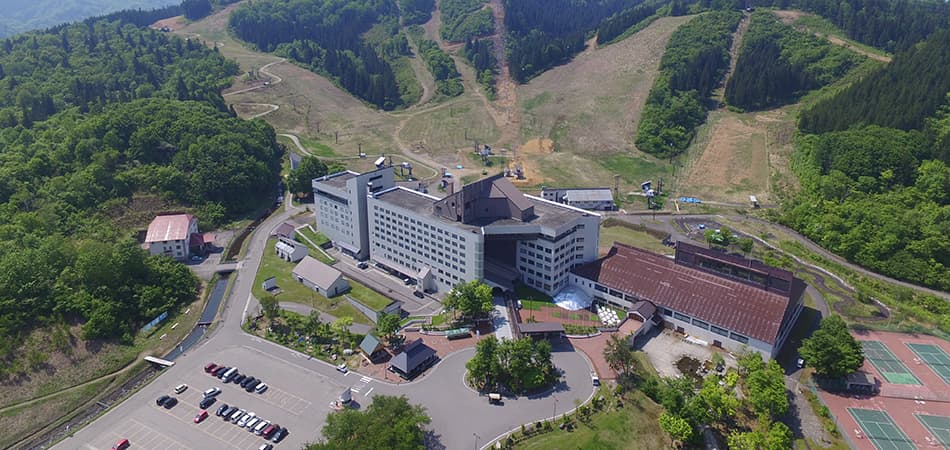 新潟県・ニュー・グリーンピア津南、苗場山麓に広がる100万坪のオールシーズンリゾート