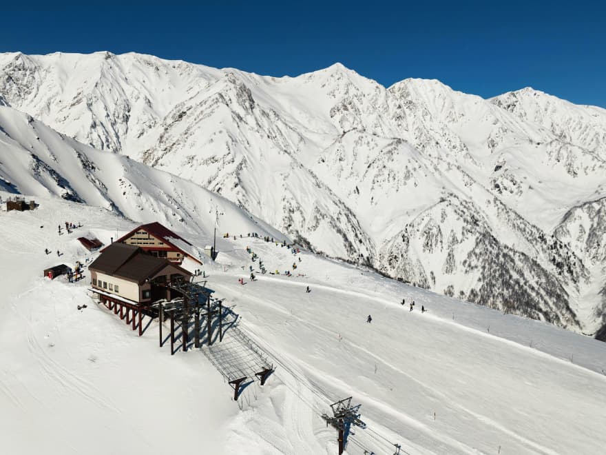 昨夜から降雪有！