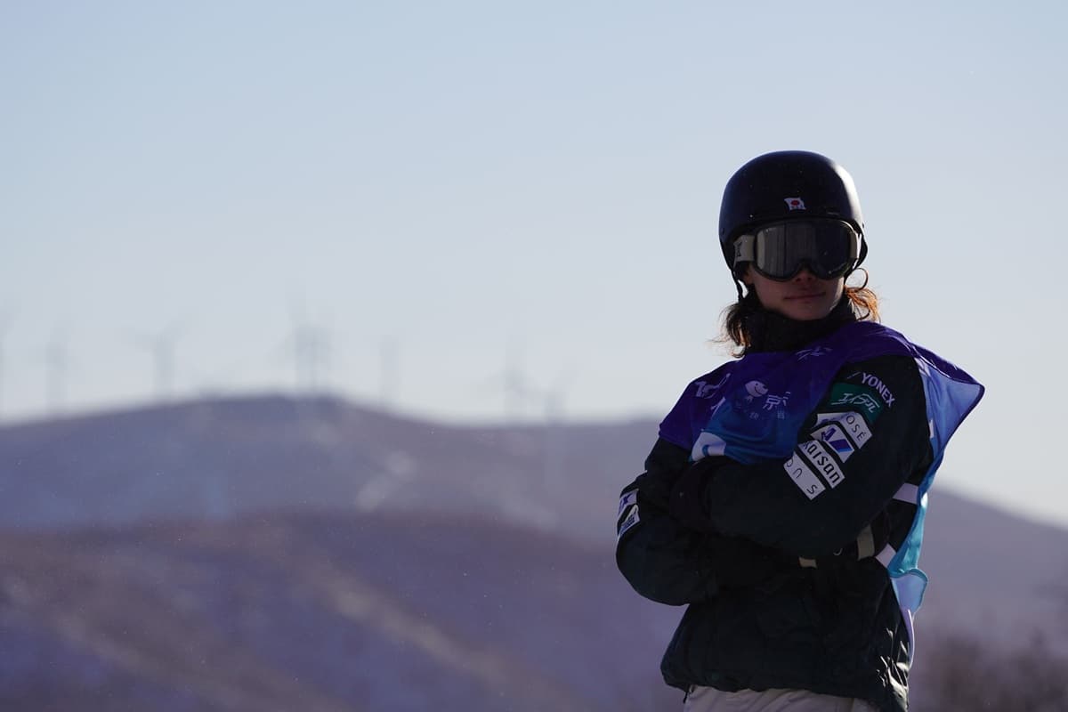 ミラノ五輪の切符をかけ在校生と卒業生が世界最高峰の舞台へ挑戦!The Snow Leagueと FIS Snowboard World Cupに出場!
