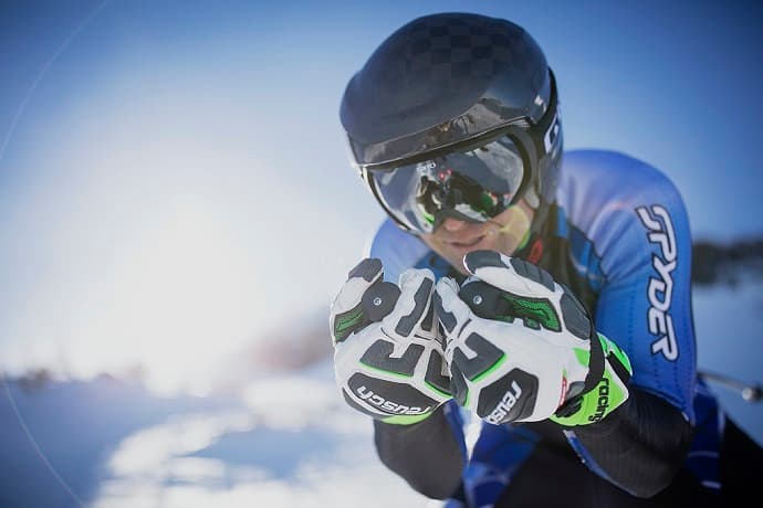GIROが次世代MIPSを搭載する革新的なレースヘルメットを発表