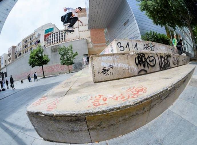 MACBA Life X VOLCOM コラボレーションコレクションがリリース。 - 画像2