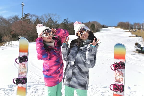 ゼビオ冬山キャンペーン 第2弾「まこみな」まこ&「東京女子流」新井ひとみが双子ダンスを踊ってみた★ゲレンデ編 公開!