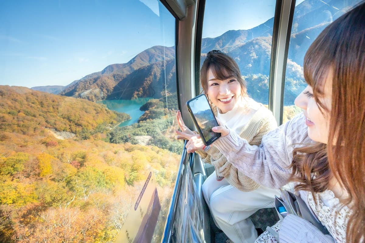 2つの日本一の絶景体験!苗場スキー場・かぐらスキー場、苗場ドラゴンドラ・田代ロープウェー 10月5日(土)より紅葉営業を開始